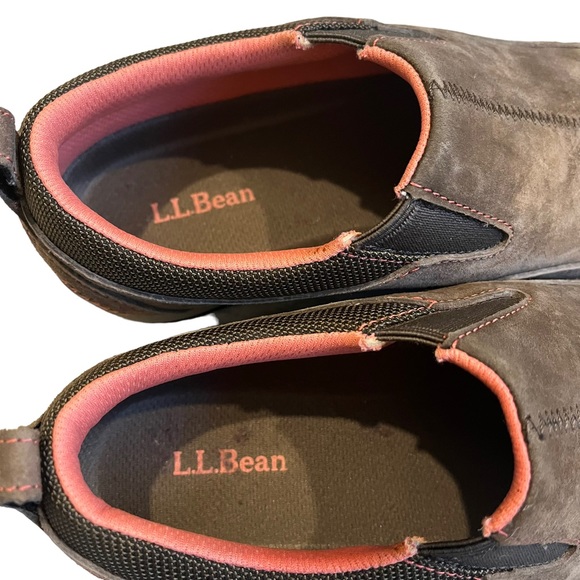 L.L. Bean Split Toe Slip On Suede Mule - Picture 9 of 13